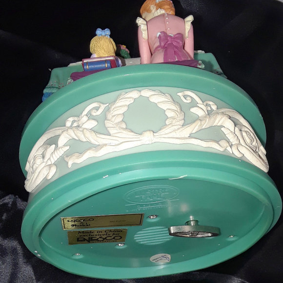 Enesco "The Duet" Action Wind Up Musical Box - Picture 6 of 8